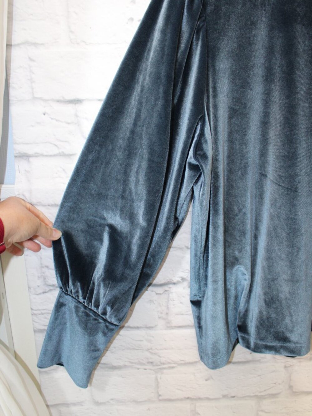 Loft Velvet Blouse Extra Large Blue Longsleeve Holiday Christmas Dressy Winter - Picture 4 of 8